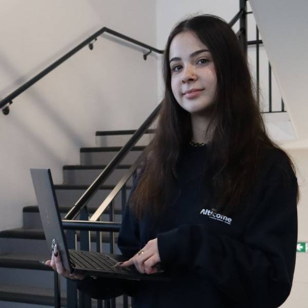 Quelles competences sont recherches pour la bachelor Marketing Digital